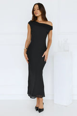 Xenia Off Shoulder Midi Dress